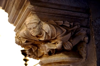 Cheminée du château de Germolles